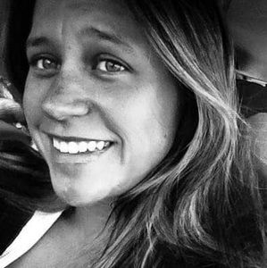 Meet your Posher, Briana